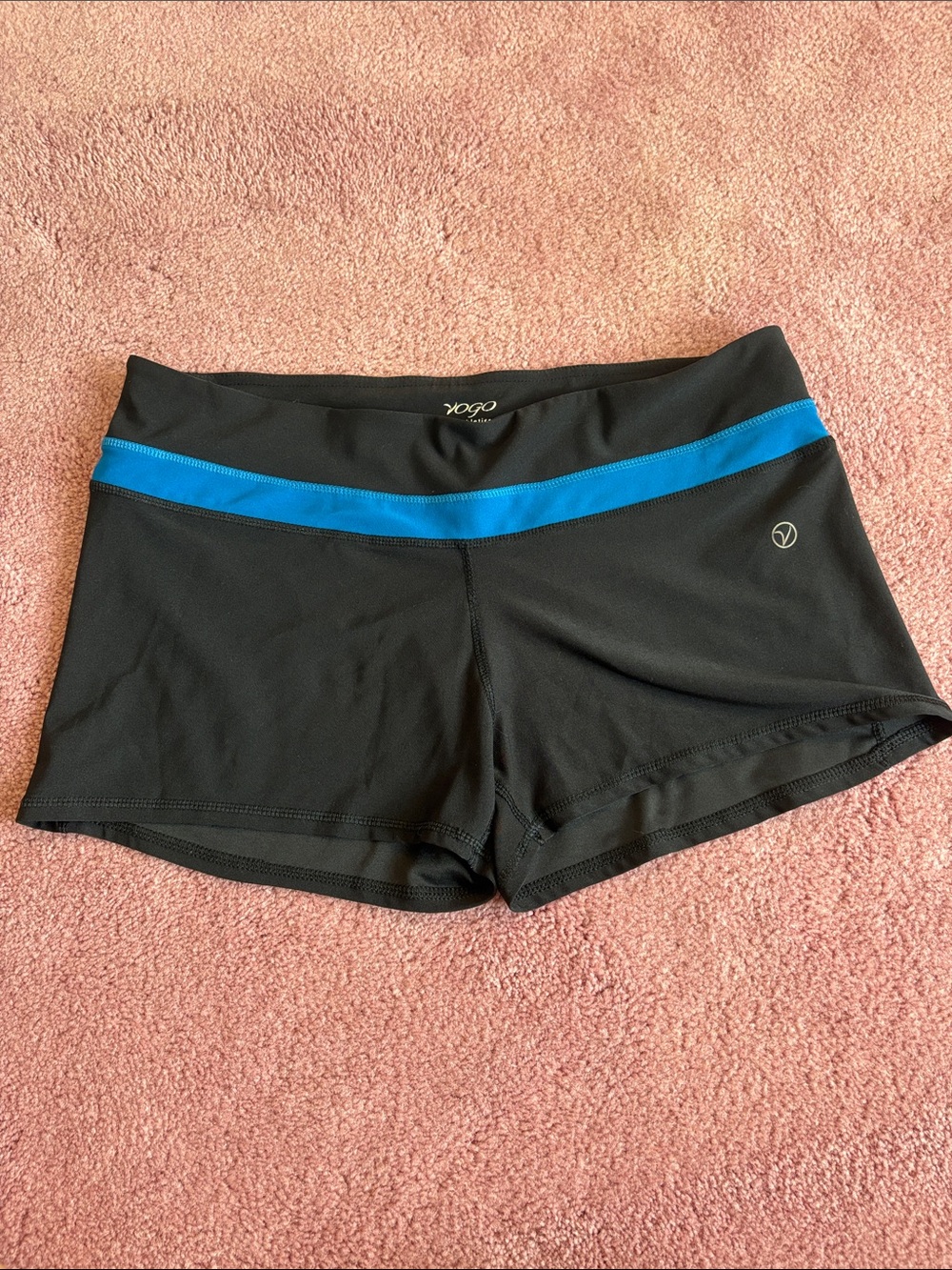 Vogo Athletica Black Spandex Shorts with Blue Band Size Large